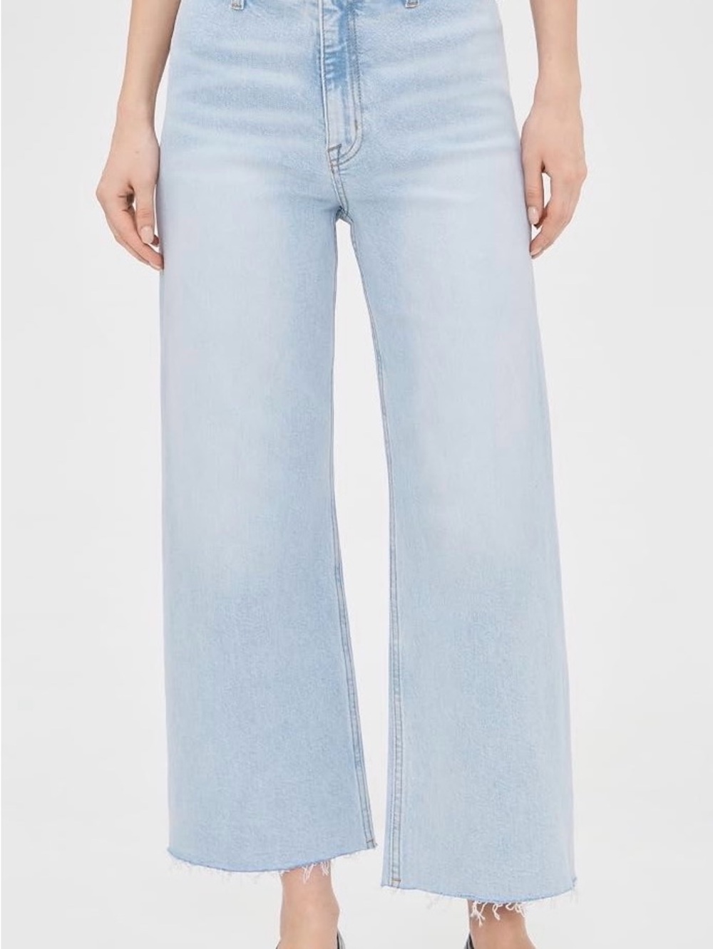 PISTOLA Penny Cropped Jeans  
Light Blue Wide-Leg High-Rise